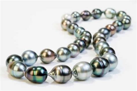 A Buying Guide To Types Of Pearls Akoya Freshwater Tahitian Pearls