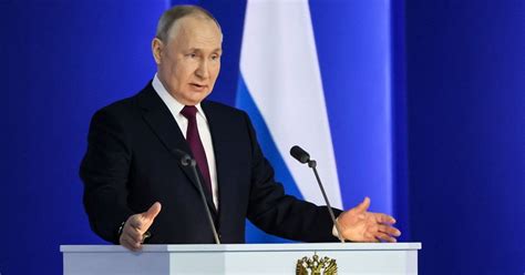 7 Key Moments In Vladimir Putins Speech From Nuclear Threat To
