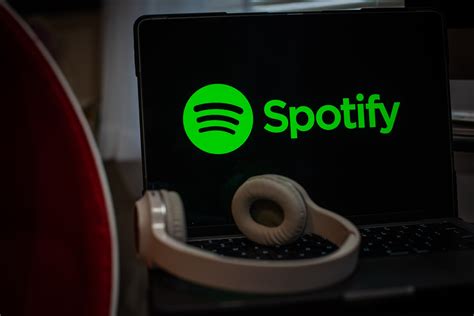 Spotify Podcast Strategy Shifts Making Exclusives Available On Other