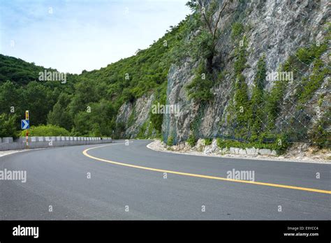 Steep Mountain Road Stock Photo Alamy