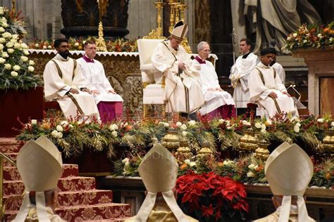 Misa De Nochebuena En El Vaticano Agencia Anadolu