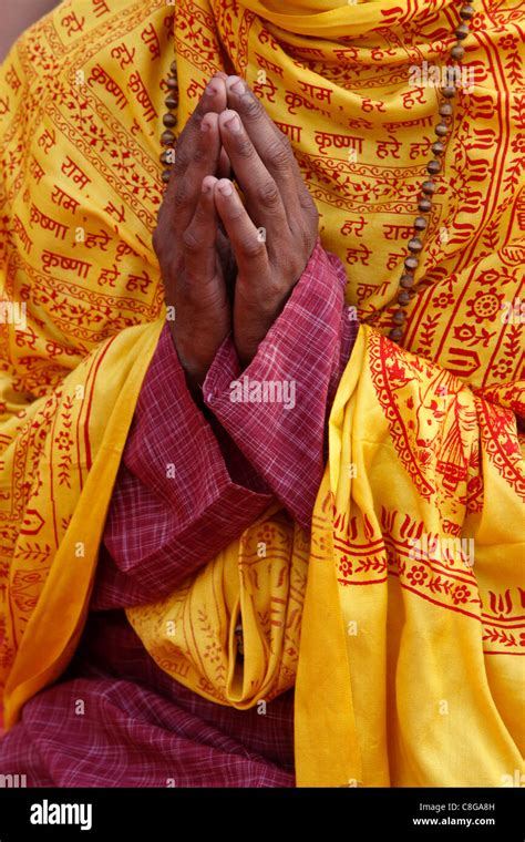 Hindu Prayer Hi Res Stock Photography And Images Alamy
