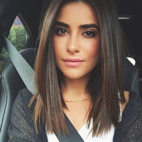 30 Medium Straight Hairstyles For Women To Look Attractive Haircuts