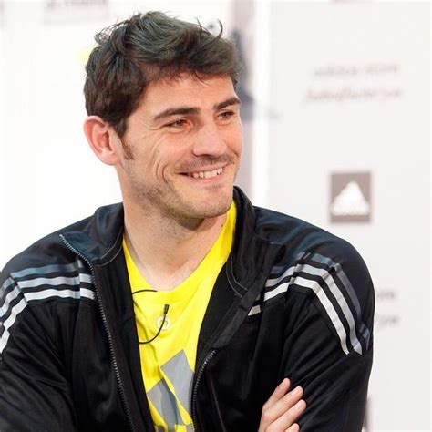 Le brésil doit se faire respecter à la maison, avait prévenu le sélectionneur luiz felipe scolari. Iker Casillas − Espagne - Brésil 2014 : les 10 beaux ...