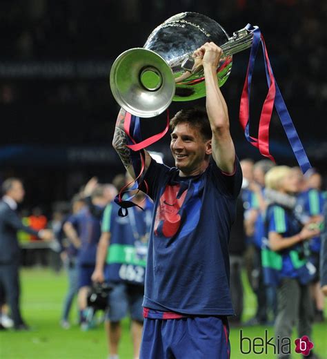 Leo Messi Con Su Cuarta Champions League Los Jugadores Del Barça