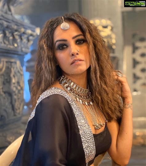 Actress Anita Hassanandani Instagram Photos And Posts March 2020