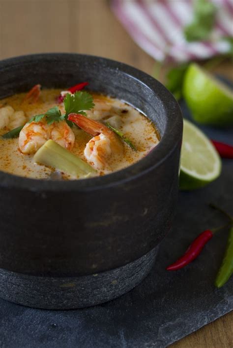 Tom yam asalnya hidangan untuk raja. Menú 1 sopa thai de coco y gamba | Thai recipes, Tom yam ...