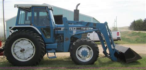 1989 Ford Tw 15 Mfwd Tractor In Jetmore Ks Item 3171 Sold Purple Wave