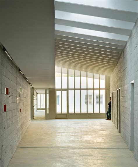 Combas Builds Warm And Robust Juvenile Detention Facility In Marseilles Space Architecture