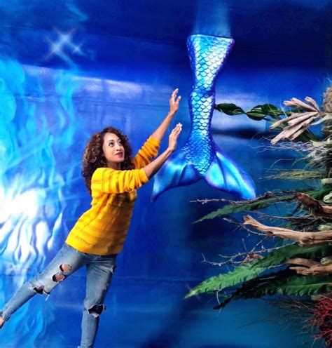 Destination Fab Dive Into Las Newest Instagram Haven The Mermaid Museum