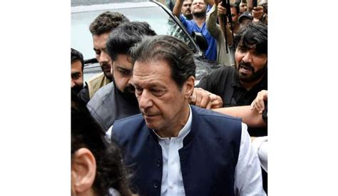 pakistani court issues new arrest warrant for ex prime minister imran khan reports pakistan