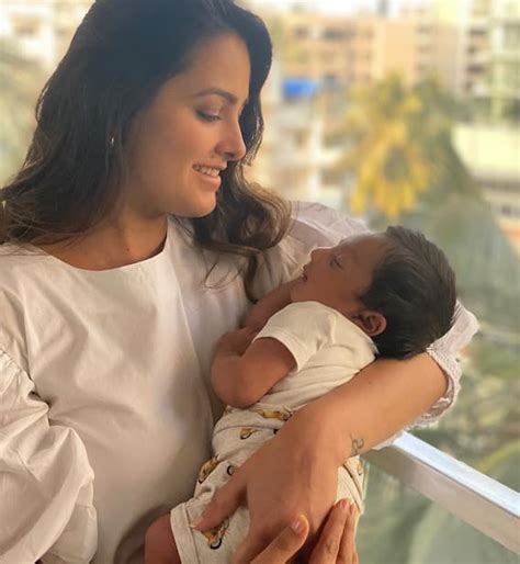 Anita Hassanandani And Rohit Reddy Son Aaravv Reddy Cute Pictures