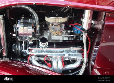 Classic Car Engine Stock Photo Alamy