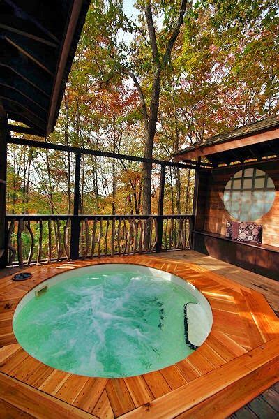 Japanese Style Hot Tubs In The Fall At Shoji Spa And Lodge In Asheville Nc Hot Tub Outdoor