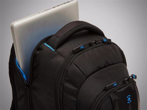 This Is The Laptop Backpack Every New College Student Should Consider