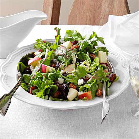 Mixed Green Salad With Cranberry Vinaigrette Recipe How To Make It