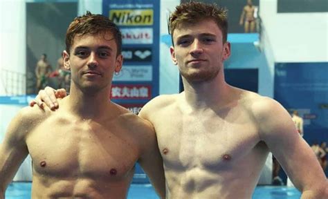 Come on we share some latest information about matty lee about his biography, net worth, career, income, and expenses. Tom Daley e Matty Lee di pacco - BitchyX