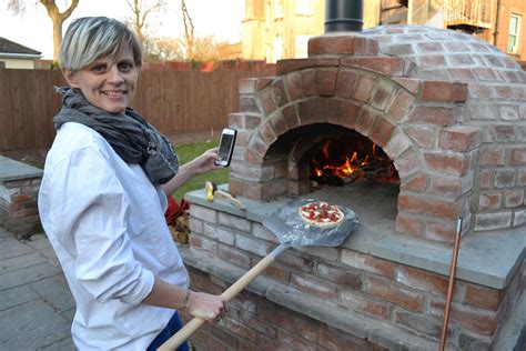 Simply put your food in, set a timer and enjoy your company. Mikes brick pizza oven