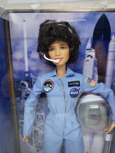 Boneca Barbie Sally Ride Inspiring Women Astronauta Frete Gr Tis