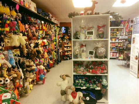 Canada's favorite pet supplies store. Retail Store | Winnipeg Pet Rescue Shelter