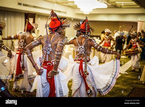 Sri Lanka Dance Hi Res Stock Photography And Images Alamy
