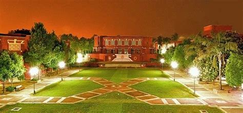 The Mesmerising Iim Lucknow Campus Insideiim