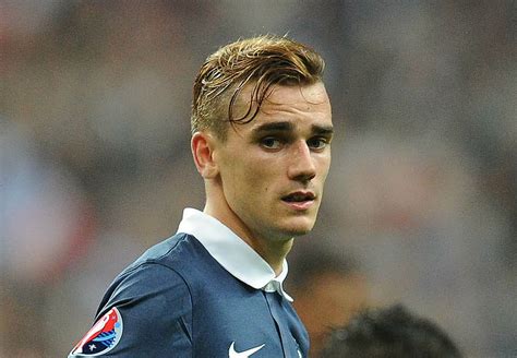 8,310,804 likes · 1,092,364 talking about this. Nouveau Dessin A Imprimer Joueur De Foot Griezmann ...