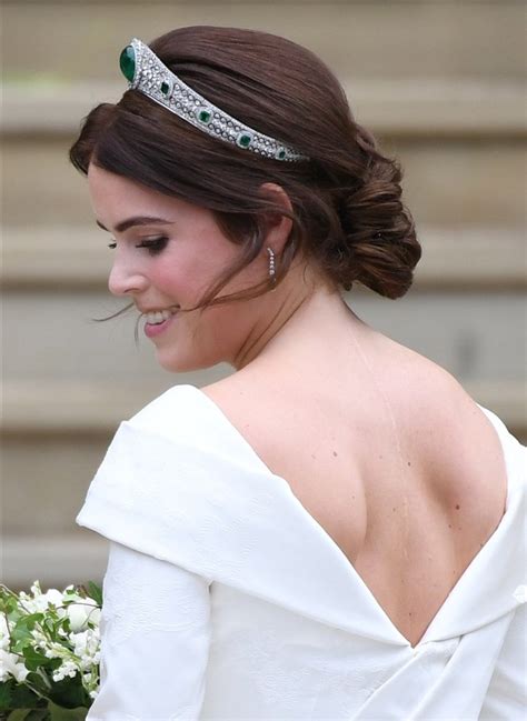 Who designed it and why it had a revealing backline. Princess Eugenie's royal wedding dress shows off scoliosis ...