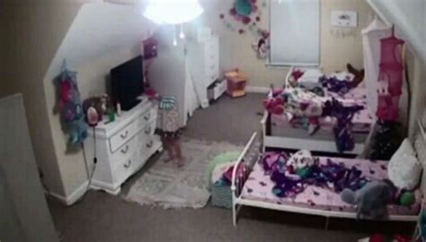 Horrifying Moment 8 Year Old Girl S Bedroom Camera Hacked Newshub