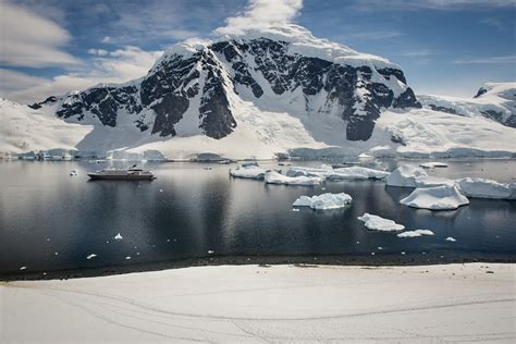 This Winter Spend A Summer In Antarctica On A Cruise Condé Nast