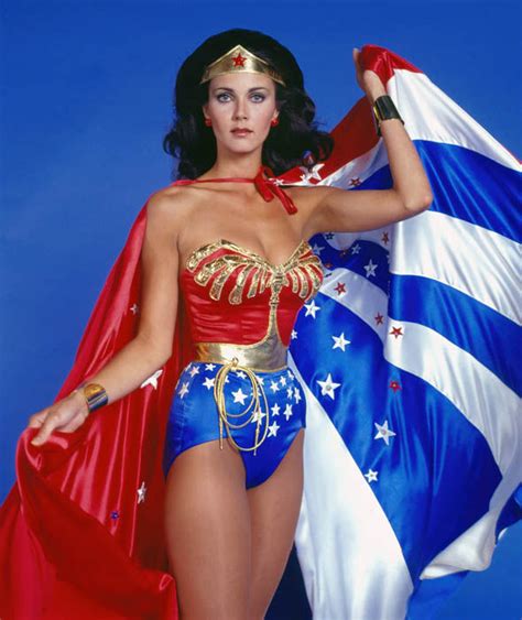 Lynda Carter Poses As Wonder Woman In 1978 Lynda Carter The Original