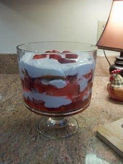 Chef paula deen signed autograph just desserts' the lady & sons cookbook. Paula Deen's Strawberry Trifle (With images) | Fresh fruit desserts, Delicious desserts, Paula ...