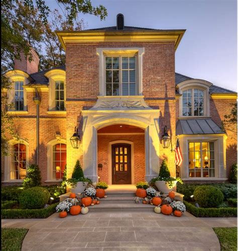Fall Decor Inmod Style Beautiful Homes House Foundation House Design