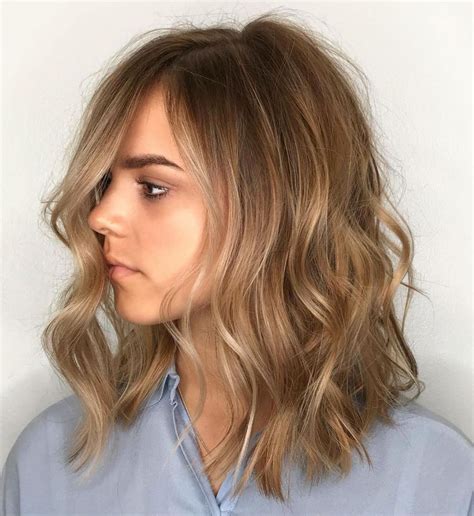 Medium Wavy Hairstyle For Fine Hair | Bobs for thin hair, Thin hair haircuts, Wavy hairstyles medium