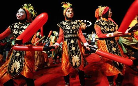 Lampion Dan Beragam Kesenian Di Festival Budaya Purwakarta