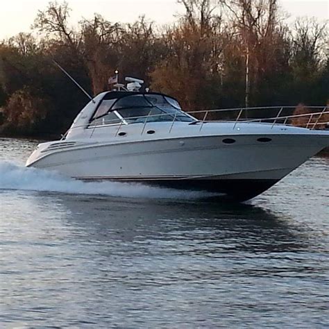 Sea Ray Cruisers Express Cruiser 1997 For Sale For 79000 Boats