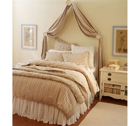 Diy bedroom wall decor ideas trends with fabulous decorations for bedrooms images decorating designs. Pin by Cait Cinibulk on Interior Decorating | Bedroom ...