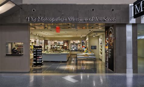 metropolitan museum of art store by eoa elmslie osler architect at jfk airport terminal 4