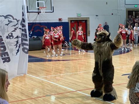 Thunder The Bison Mascot Makes Debut At Pocatello High School Local