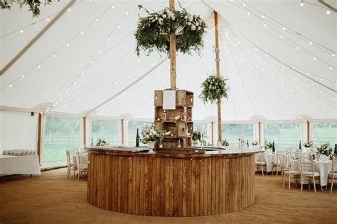 We love somerset and we love capturing weddings in our stunning county! Marquee wedding flowers by Somerset wedding florist The Rose Shed | Marquee wedding, Wedding ...