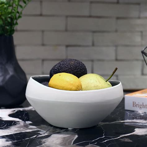 Glossy Ceramic Fruit Bowl Decorative Centerpiece Bowl Best For Serving