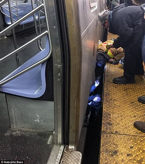 Horrifying Photos Of Woman Trapped Under Nyc Subway Train Daily Mail