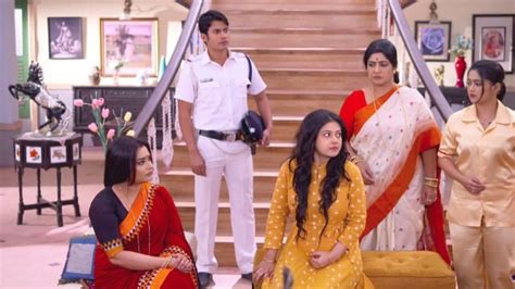 Jai Kali Kalkattawali Watch Episode Abhaya Questions Pushpendu
