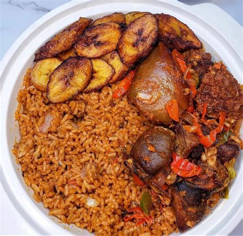 Jollof Rice Meat And Plantain Nigerian Food Food Nigerian Food