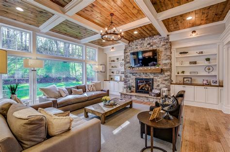 Design Mistakes That Hurt Home Value, According to Real Estate Pros