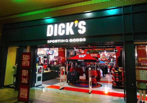 Mossberg Firearms Latest Company To Sever Ties With Dicks Sporting Goods