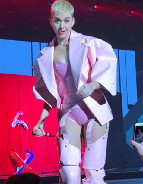katy perry s most x rated performance ever star flashes nether regions in shock display daily