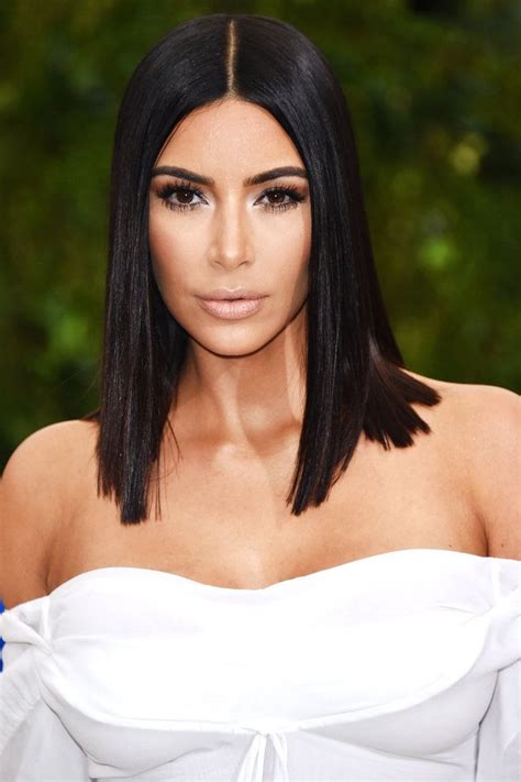 You will need one thing to create compact dots with. Kim Kardashian Met Gala 2017 Sleek Lob | Sleek hairstyles ...