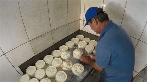 Produtores de queijo apostam em cooperativa para ganhar mercado no ES Laticínio Puroleite