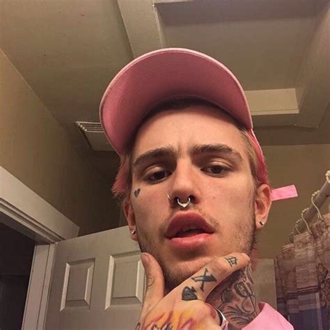 Jin pfp don q rapper blueface rapper goth pfp eminem rapper nf rapper token rapper scarlxrd rapper gang pfp trippy rapper cool pfp memphis rappers simpsons pfp lil baby. RIP: Lil Peep | Music News | Tiny Mix Tapes